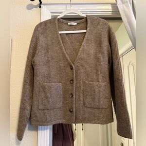 Neuflora Queensland Cardigan; Size S